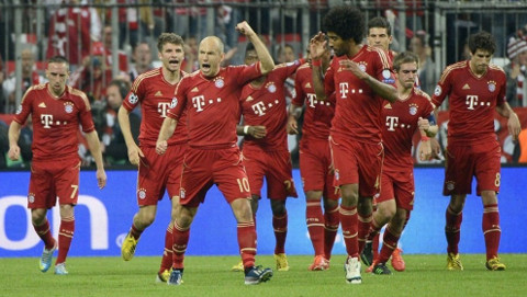 El Bayern Munich 2012-2013 celebrando un gol.