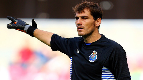Casillas, el jugador con más partidos jugados en Champions.